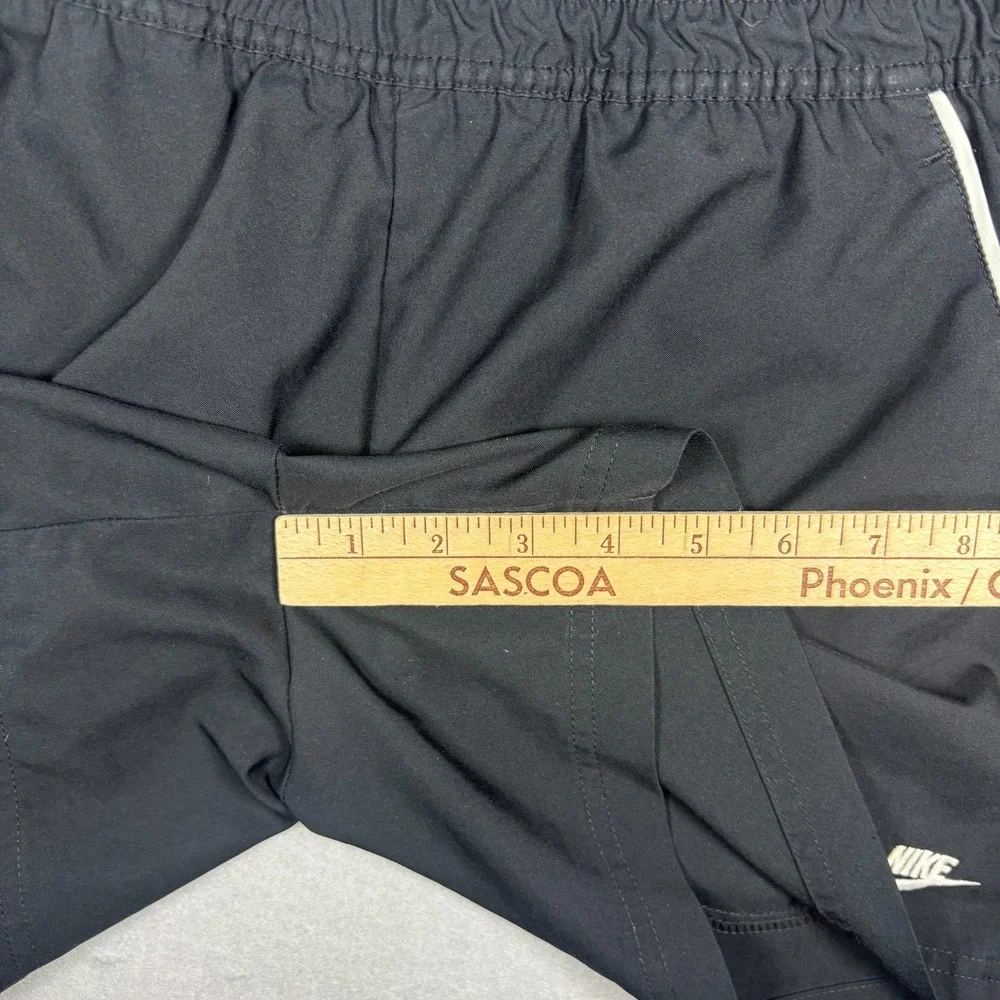Nike Sportswear Womens Athletic Shorts Size Small Black White Striped 4.5